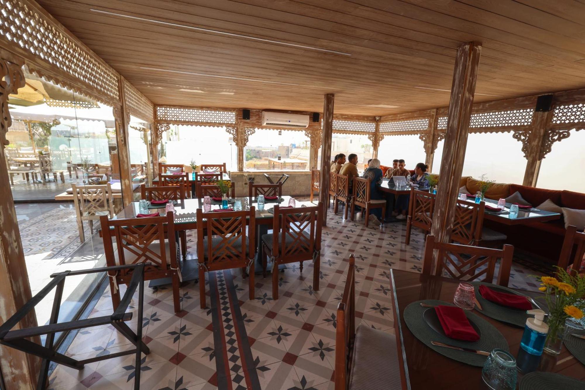 Onyx Pyramids Boutique Hotel Al Kawm al Akhdar Kültér fotó